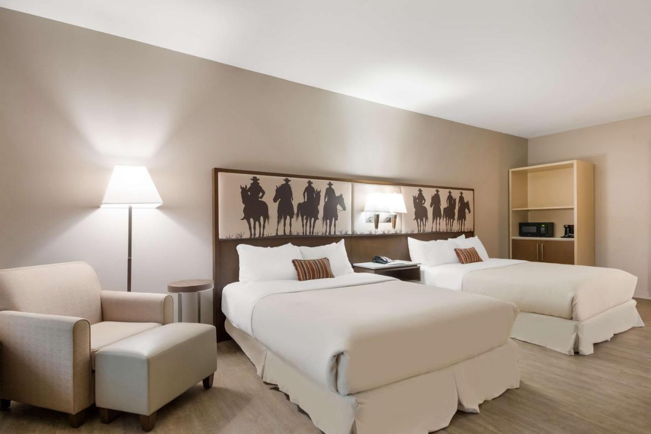 Best Western Bandera Suites & Saloon Bagian luar foto