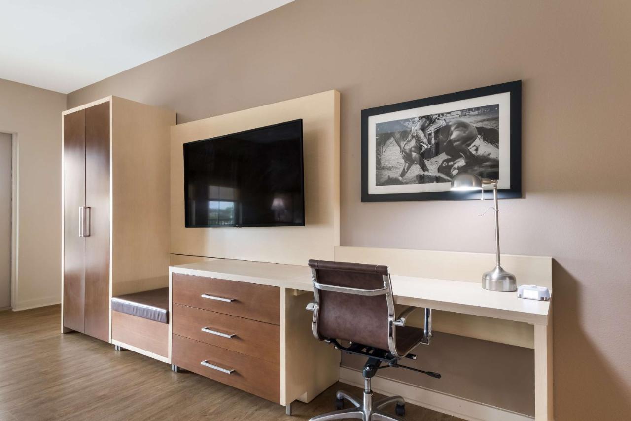 Best Western Bandera Suites & Saloon Bagian luar foto