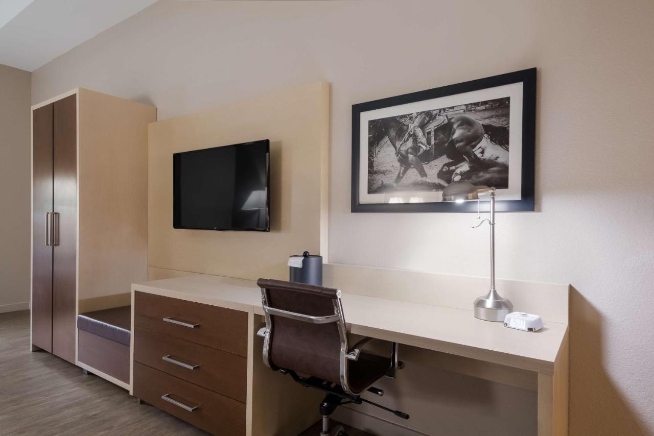 Best Western Bandera Suites & Saloon Bagian luar foto